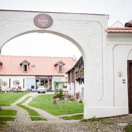 Wellness Boží Oko 4* Malé Chrášťany