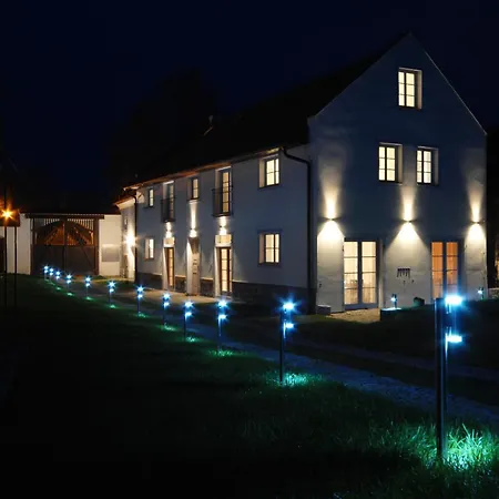 Wellness Boží Oko Gasthof Malé Chrášťany