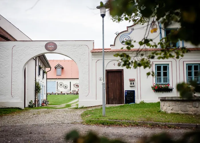 Wellness Bozi Oko Maison d'hôtes Malé Chrášťany